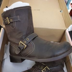 Mudd 8.5 brown boots excellent used condition